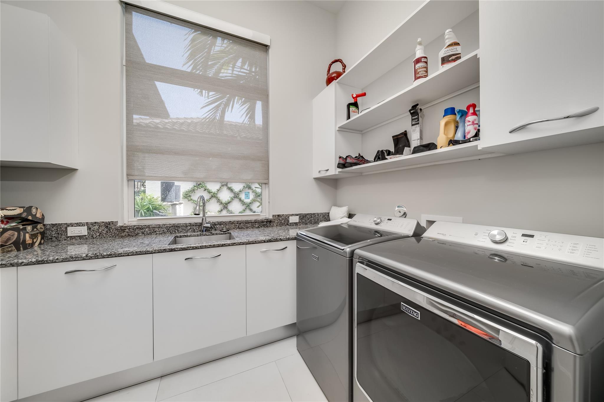 Rio Vista C J Hectors Res - Residential