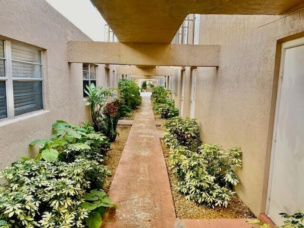 Photo of 600 SW 2nd Avenue #140, Boca Raton, FL 33432 (MLS # R11145694)