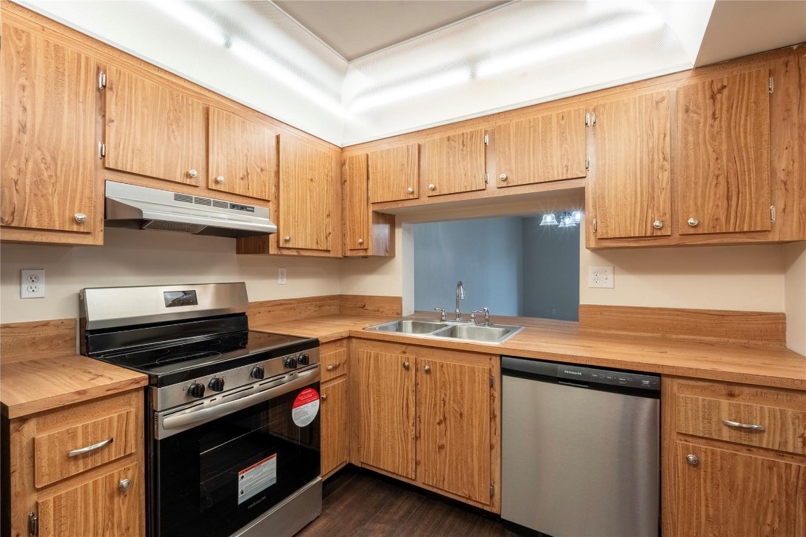 Sunrise Springs - Residential