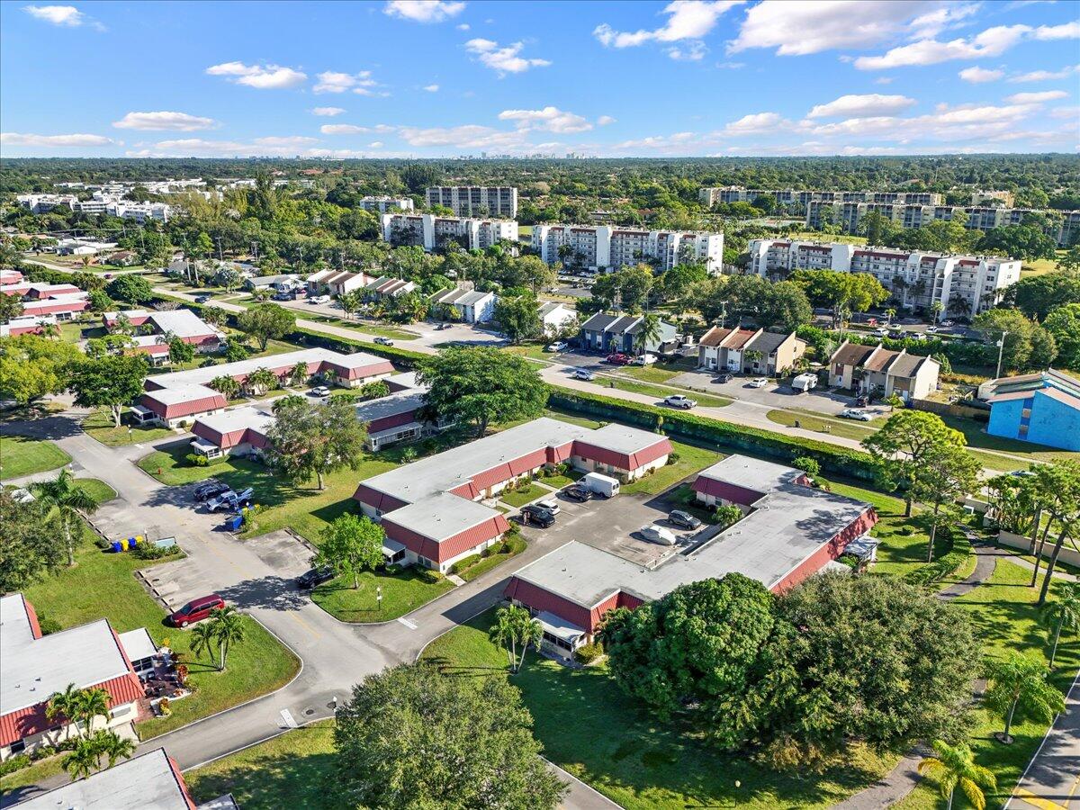 COVERED BRIDGE CONDO - Residential