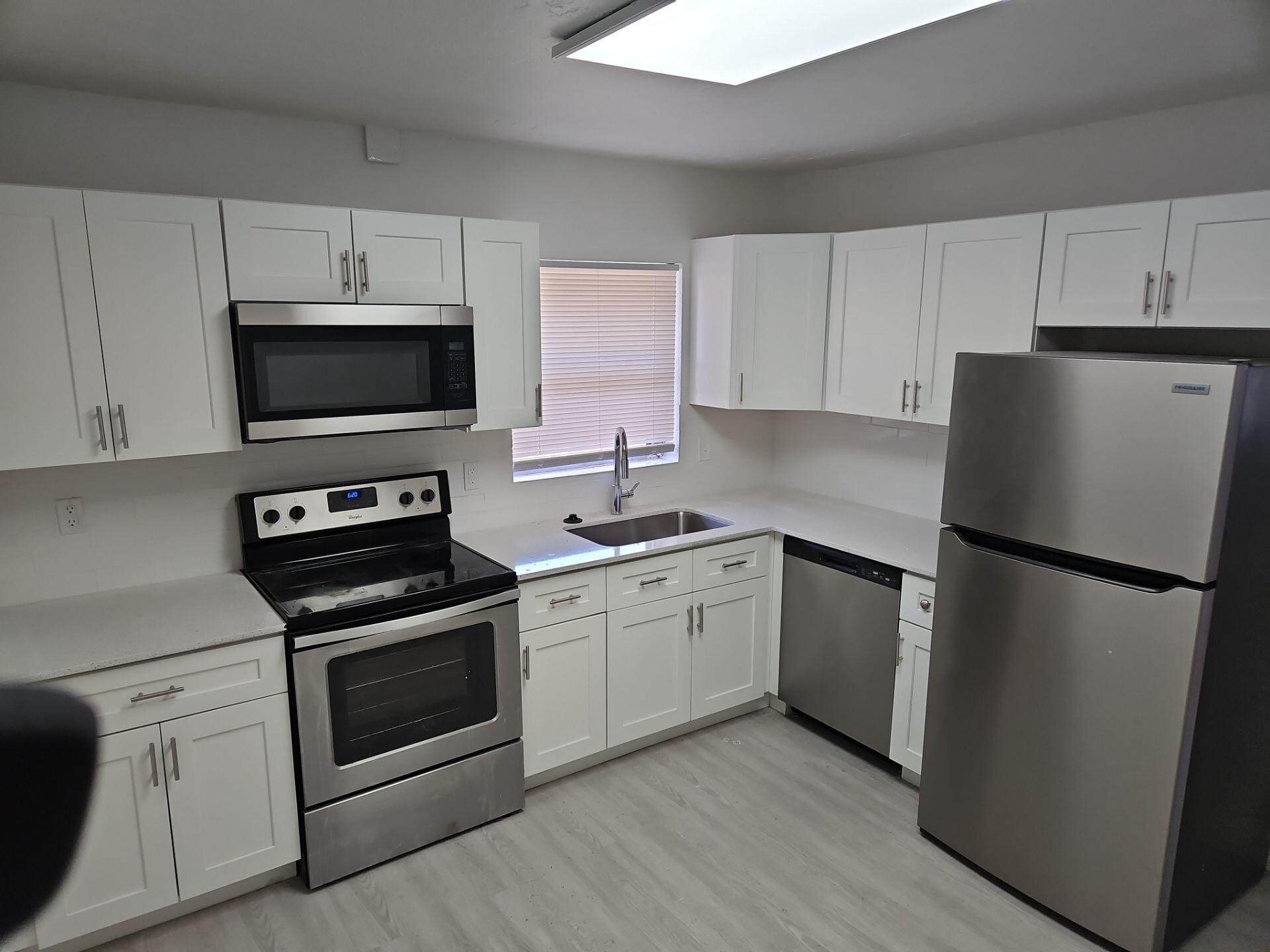 GLIDDEN'S TERRACE - Residential Lease