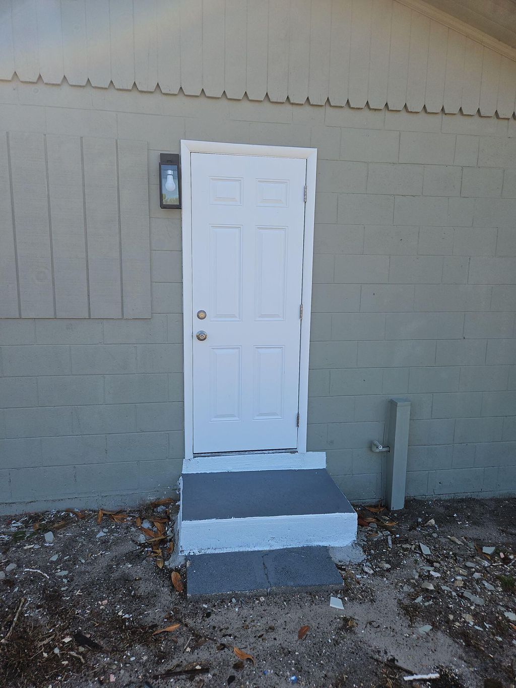 Photo of 815 Dundas Ct #A, Fort Pierce, FL 34950 (MLS # B26000536)