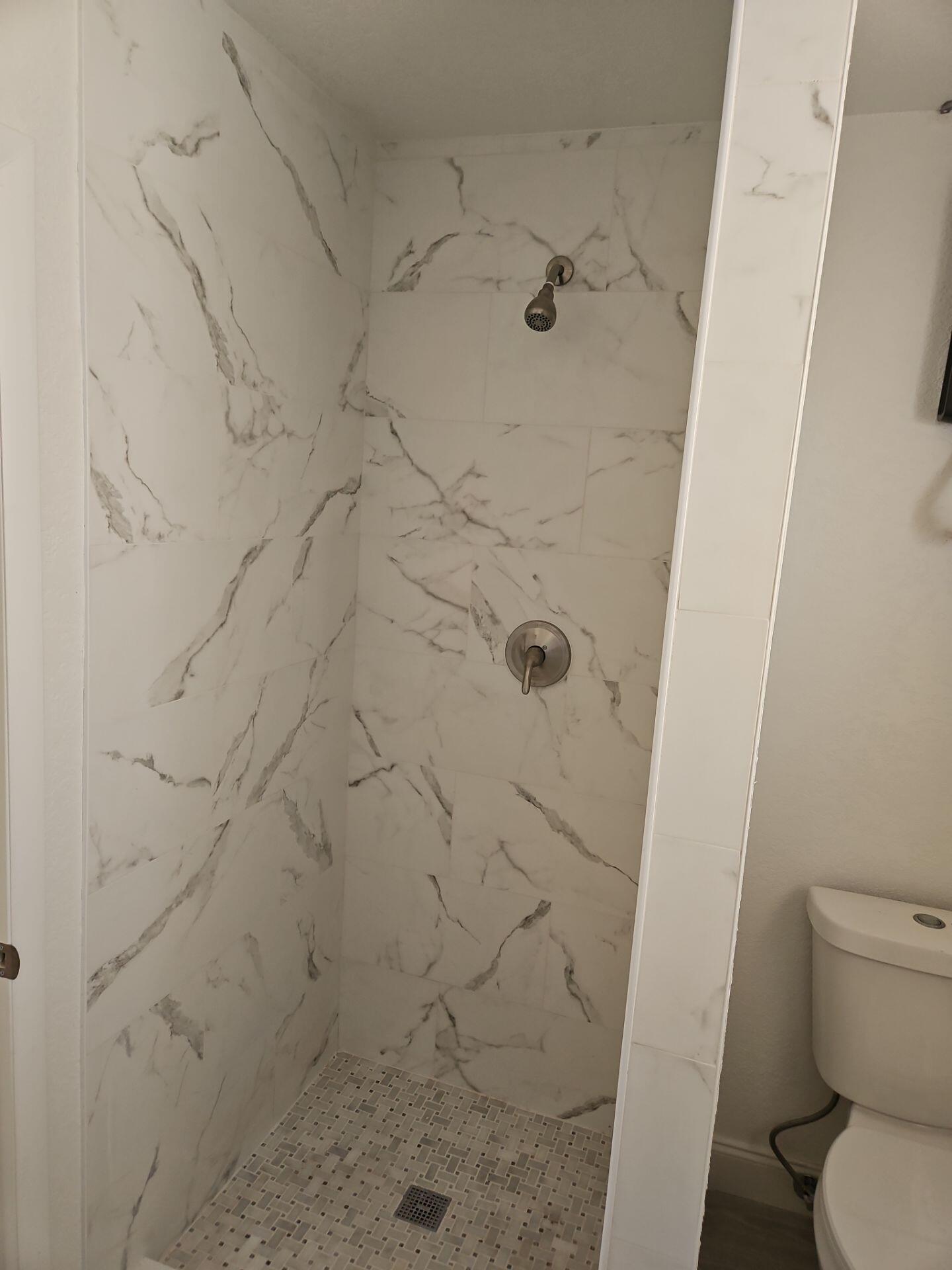 GLIDDEN'S TERRACE - Residential Lease