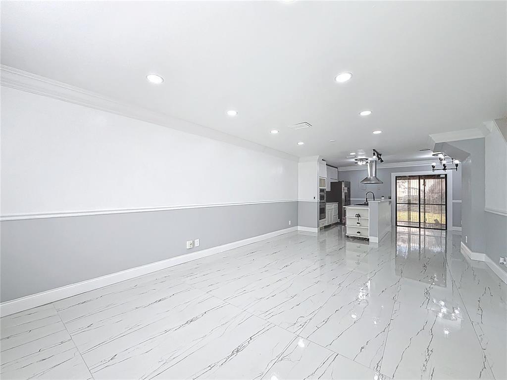 Villager Townhomes - Residential