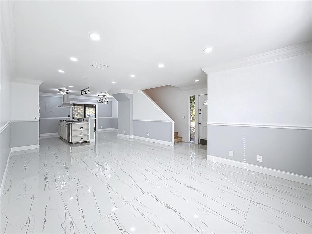 Villager Townhomes - Residential