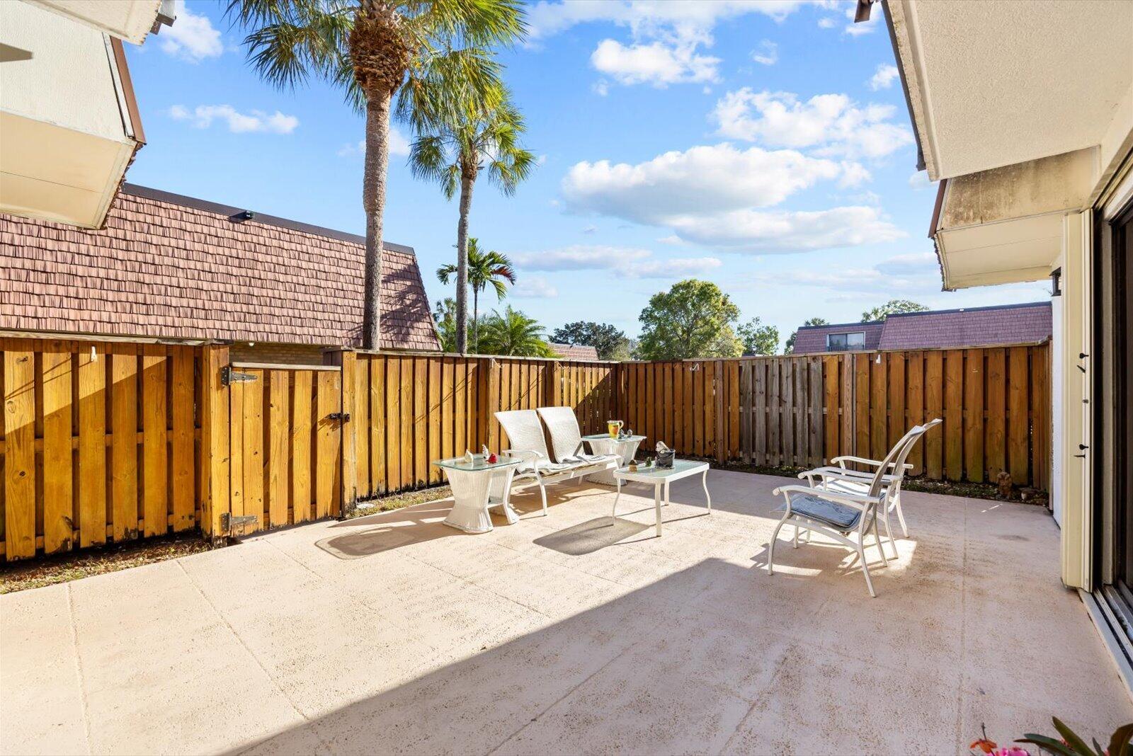 2959 SW Sunset Trace Circle