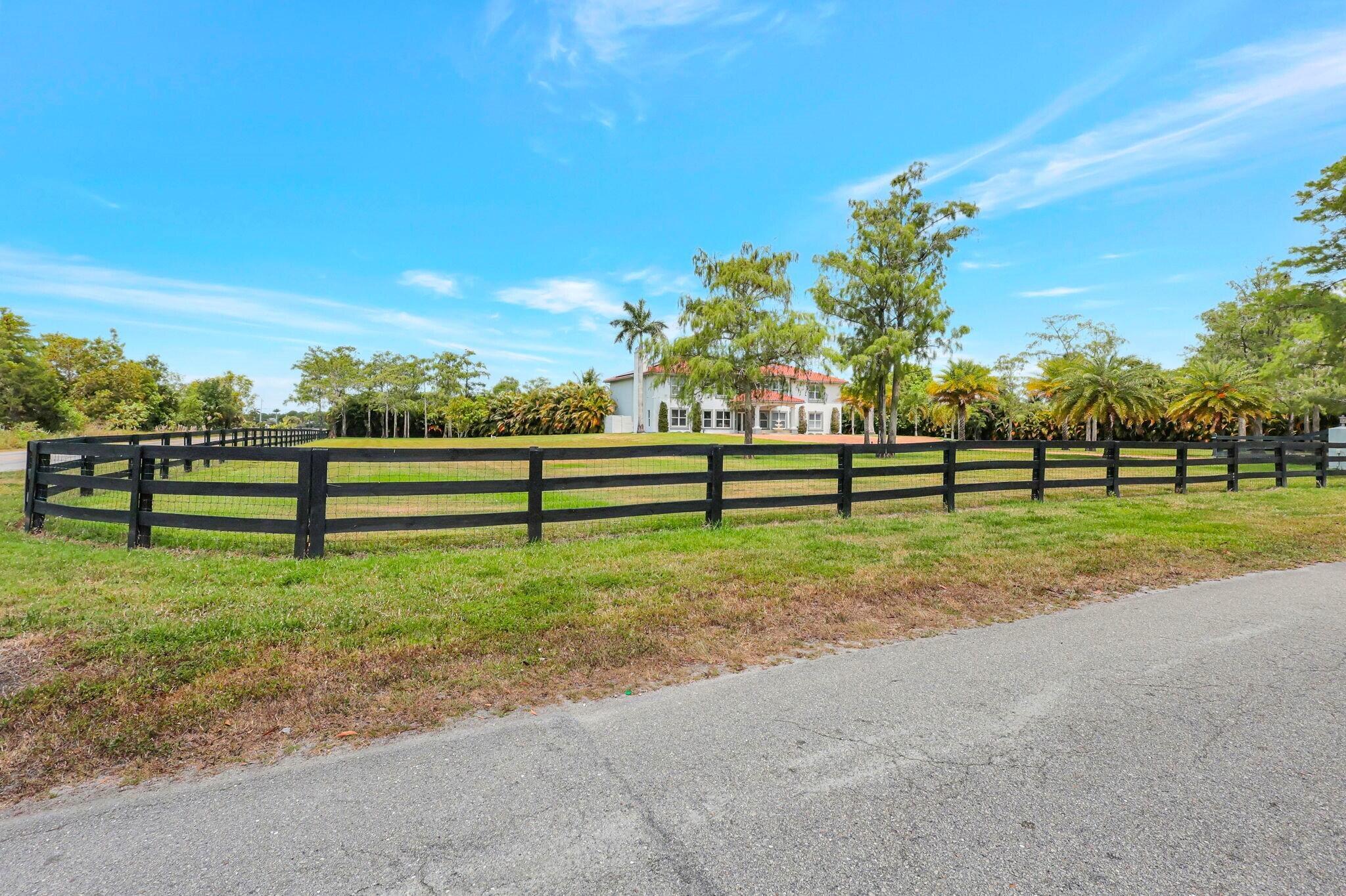 DEER RUN - Residential