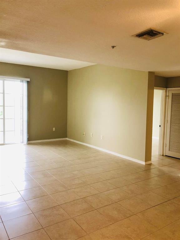 VILLAGE AT ABACOA CONDO - Residential