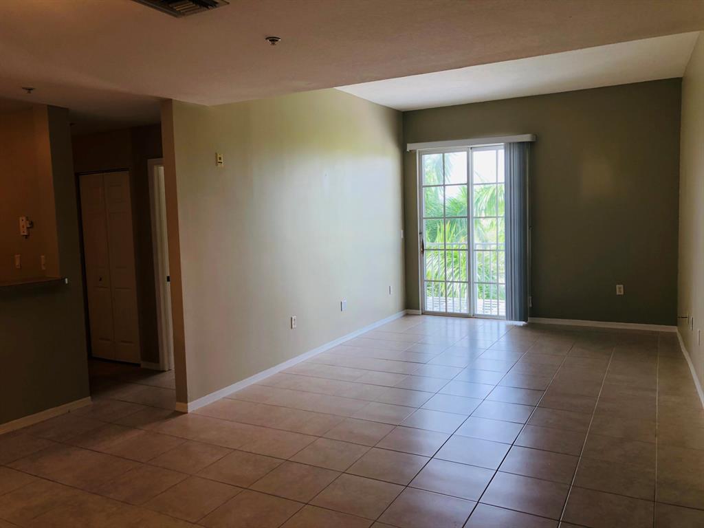 VILLAGE AT ABACOA CONDO - Residential