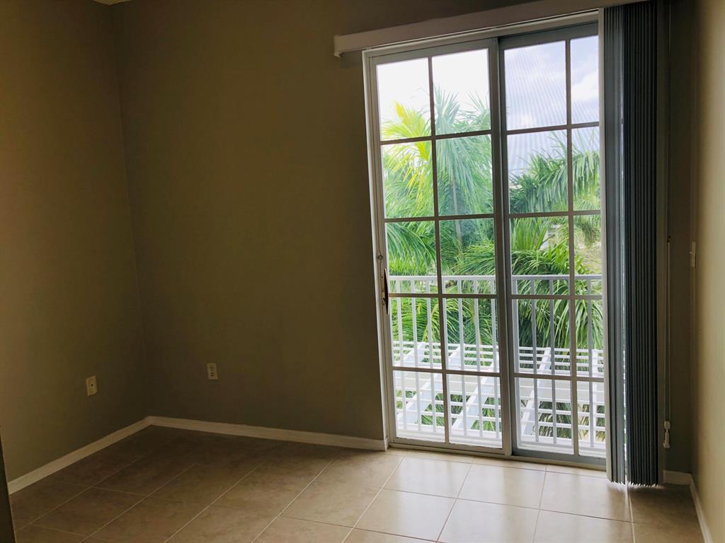 VILLAGE AT ABACOA CONDO - Residential