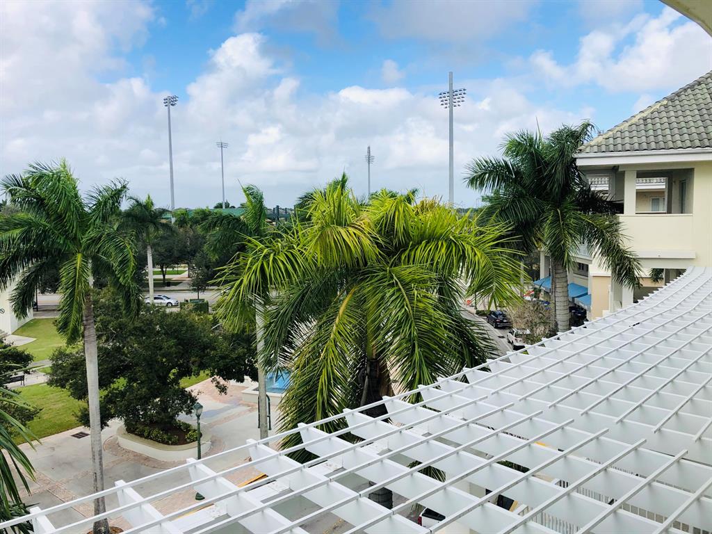 VILLAGE AT ABACOA CONDO - Residential