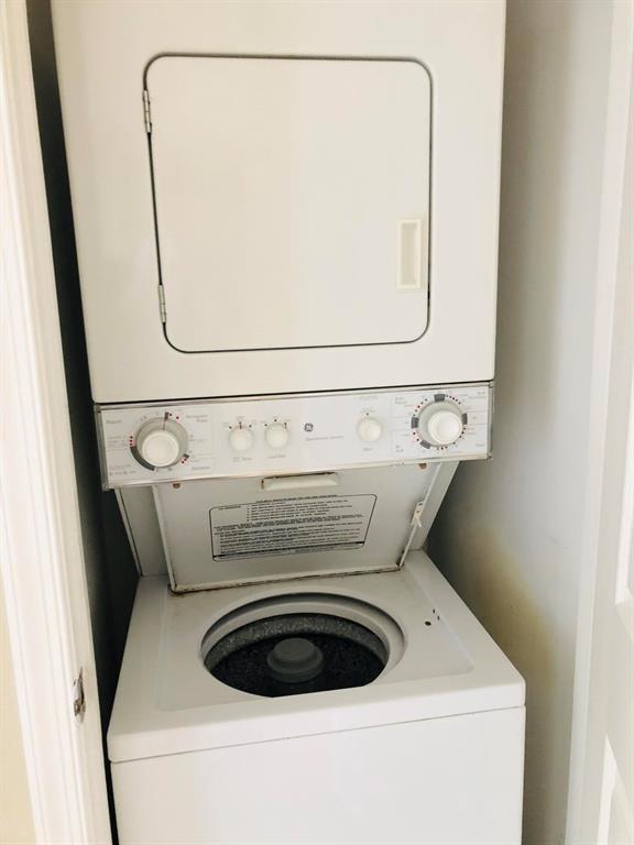 VILLAGE AT ABACOA CONDO - Residential