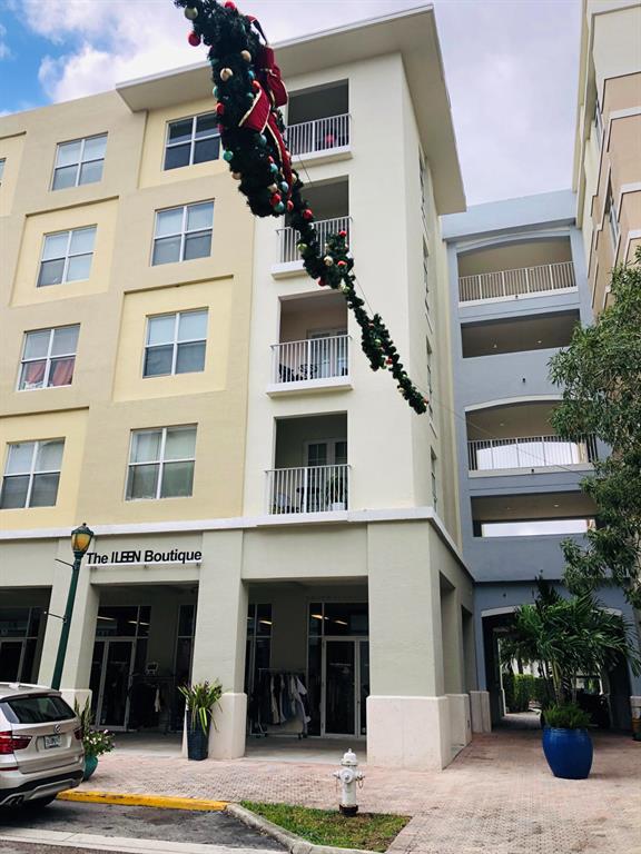 VILLAGE AT ABACOA CONDO - Residential