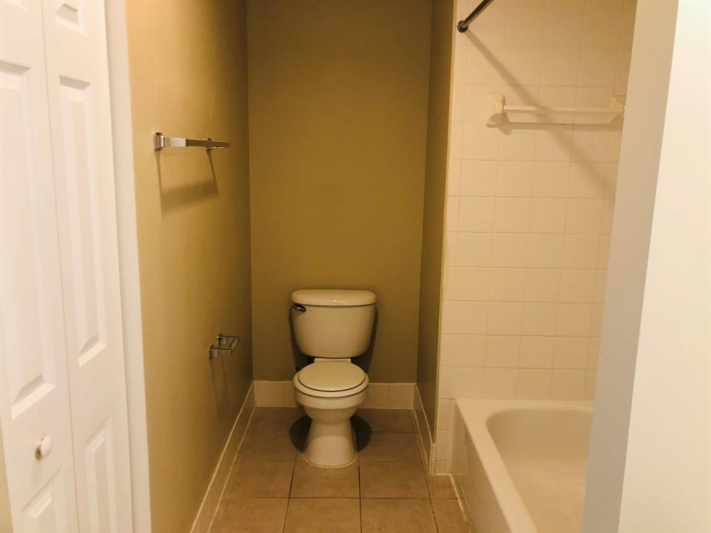 VILLAGE AT ABACOA CONDO - Residential