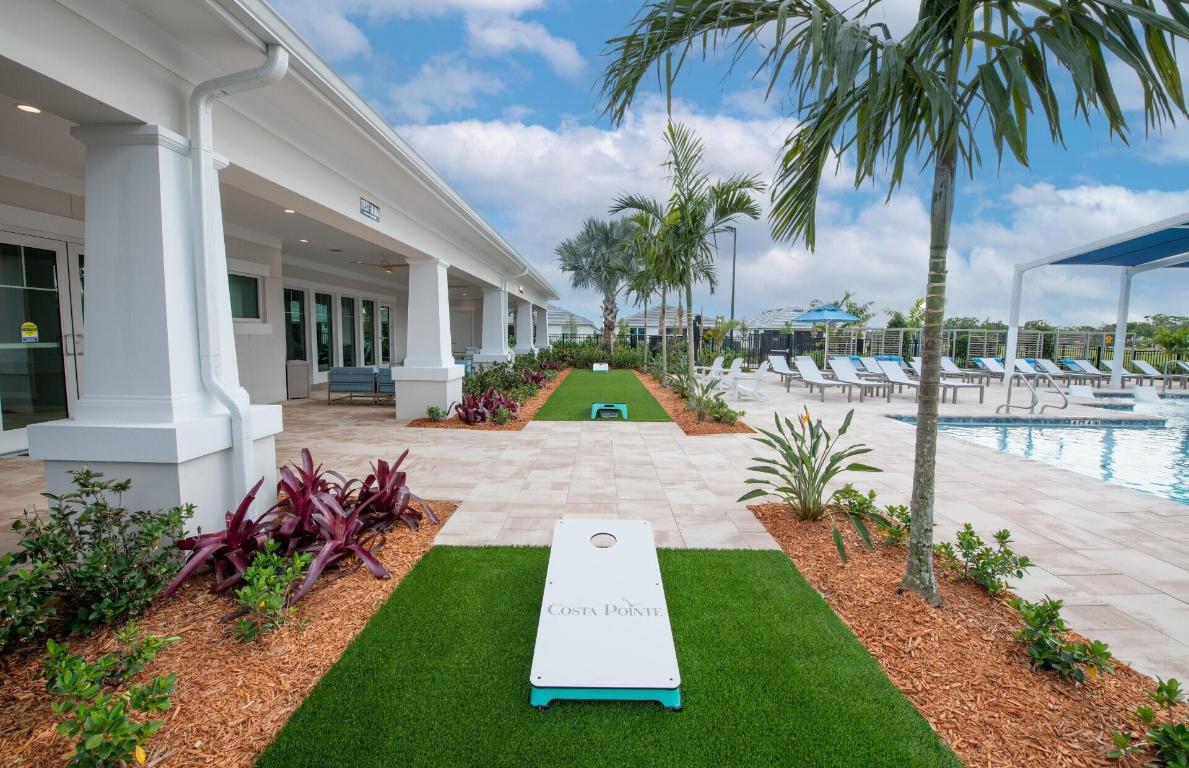 COSTA POINTE - Residential