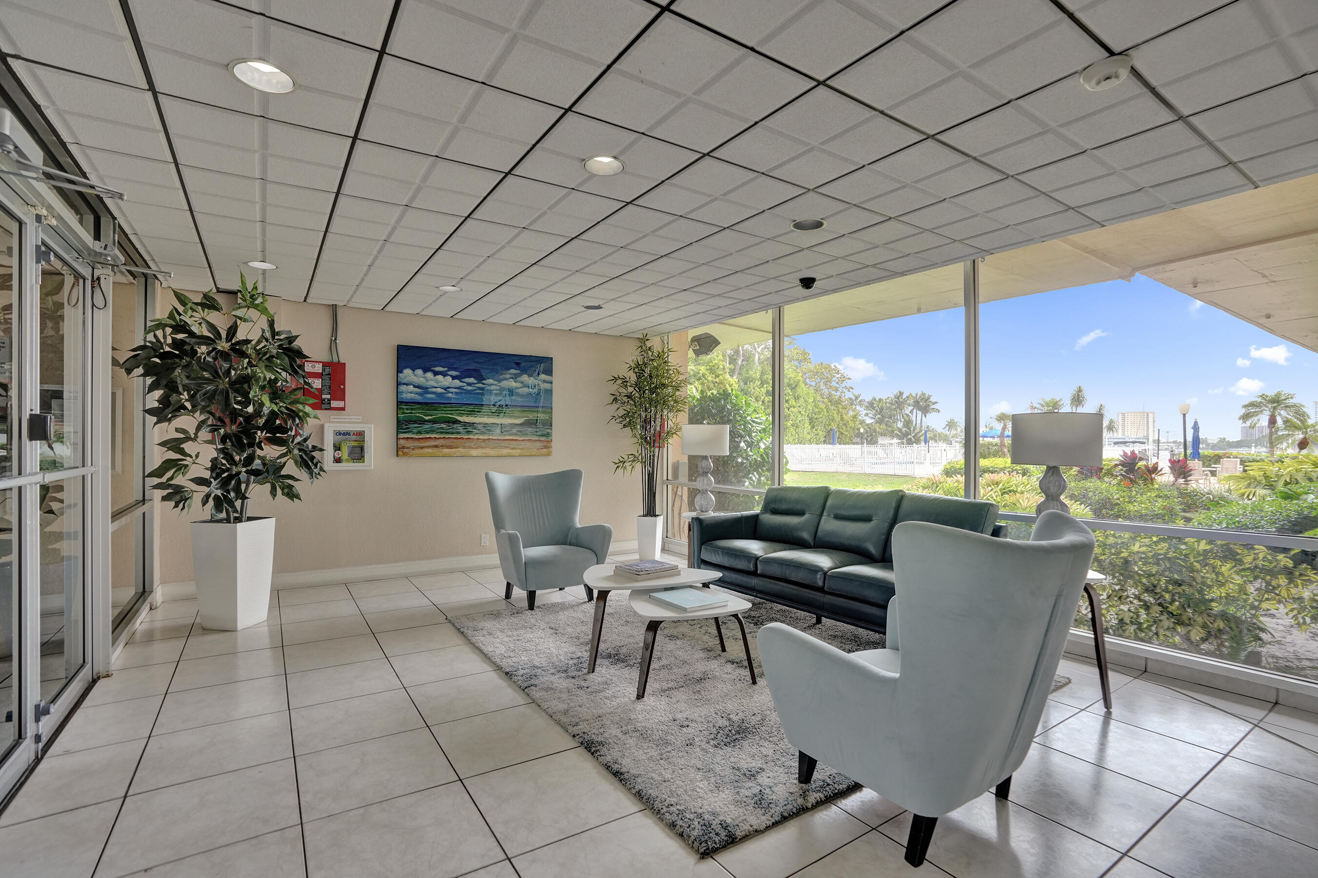 BAY YACHT CLUB CONDO - Residential Lease