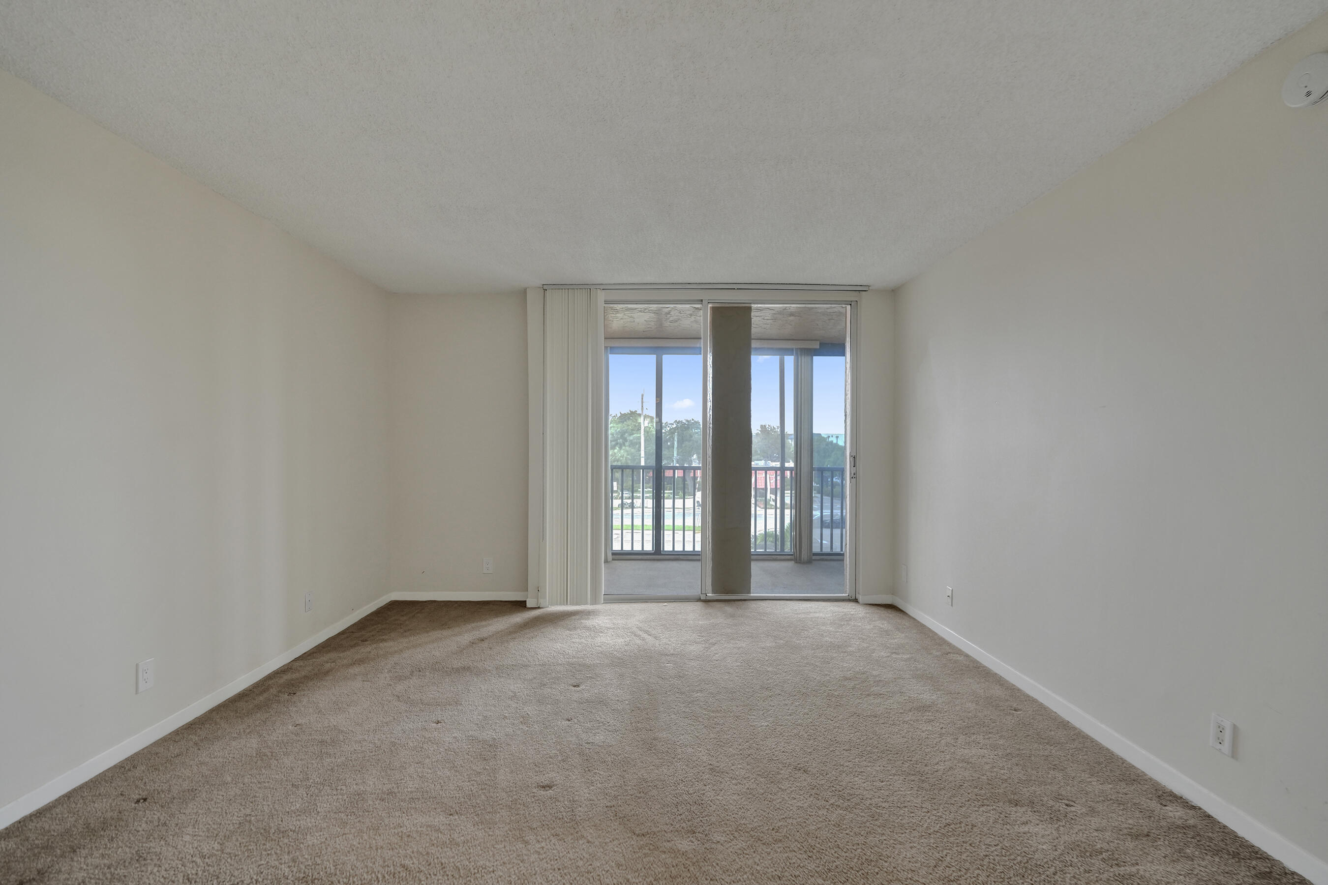 BAY YACHT CLUB CONDO - Residential Lease