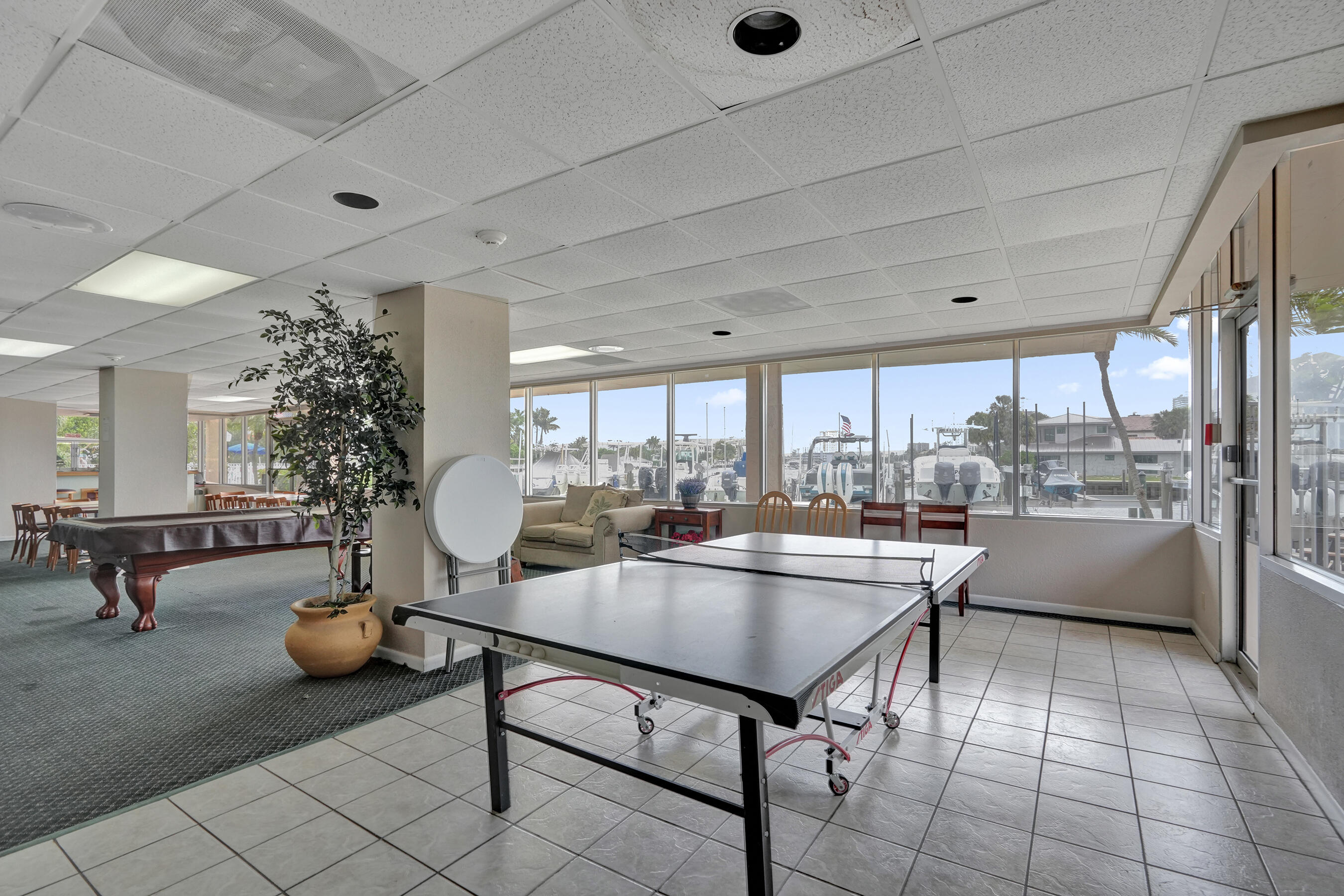 BAY YACHT CLUB CONDO - Residential Lease