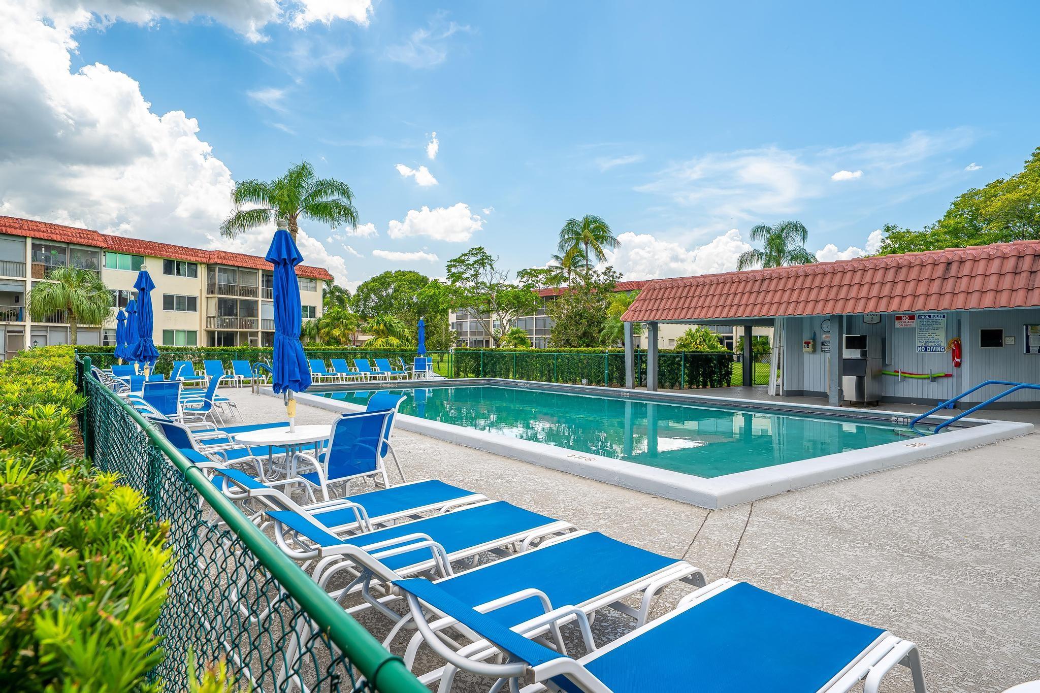 Hollybrook Golf & Tennis - Residential Lease