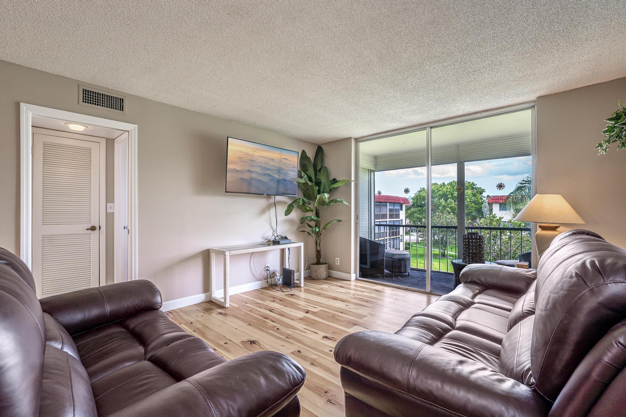 Hollybrook Golf & Tennis - Residential Lease