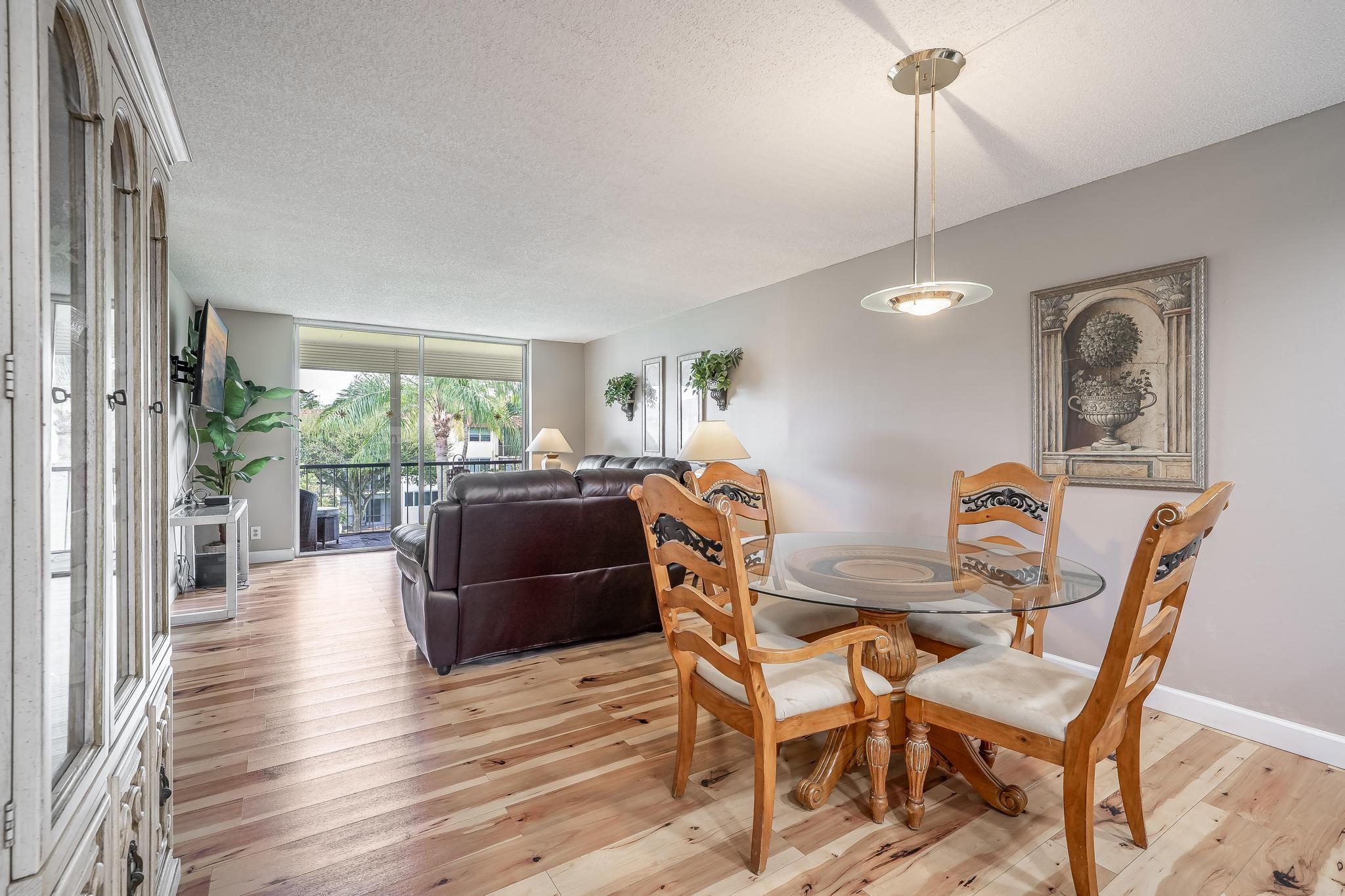 Hollybrook Golf & Tennis - Residential Lease