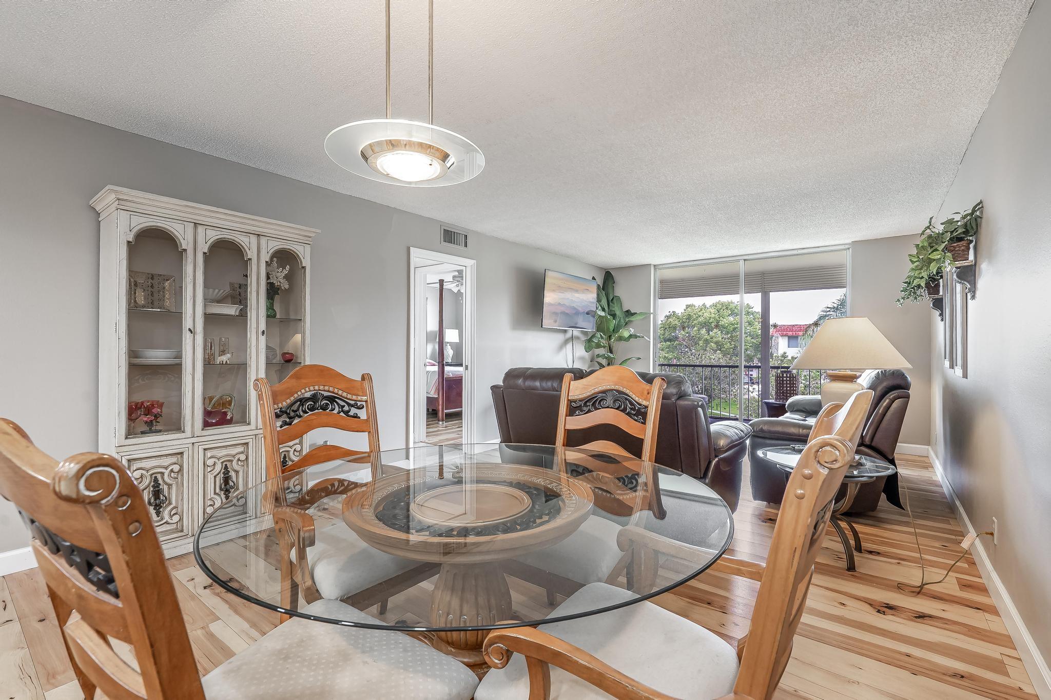 Hollybrook Golf & Tennis - Residential Lease