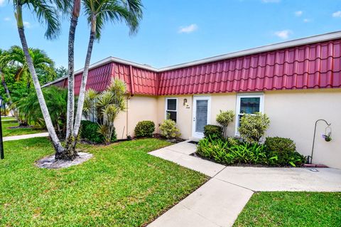 Photo of 260 Cape Cod Circle, Lake Worth, FL 33467 (MLS # B26017119)
