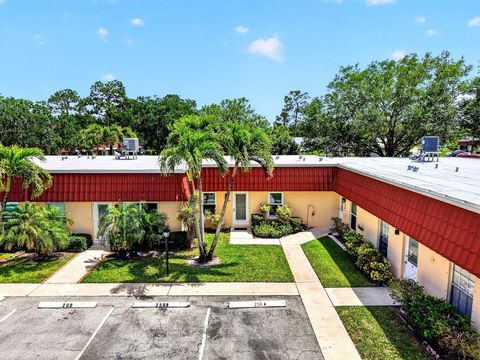 Tiny photo for 260 Cape Cod Circle, Lake Worth, FL 33467 (MLS # B26017119)