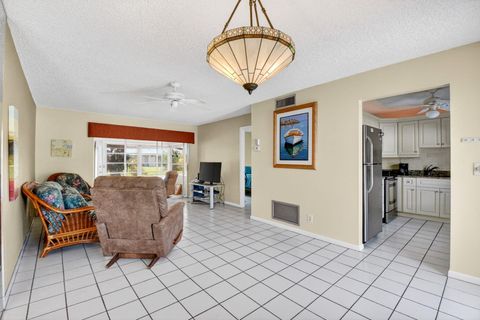 Tiny photo for 260 Cape Cod Circle, Lake Worth, FL 33467 (MLS # B26017119)