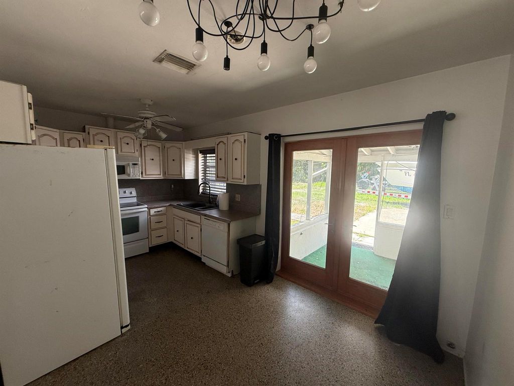 Photo of 601 NW 2nd Avenue, Boca Raton, FL 33432 (MLS # R11111321)