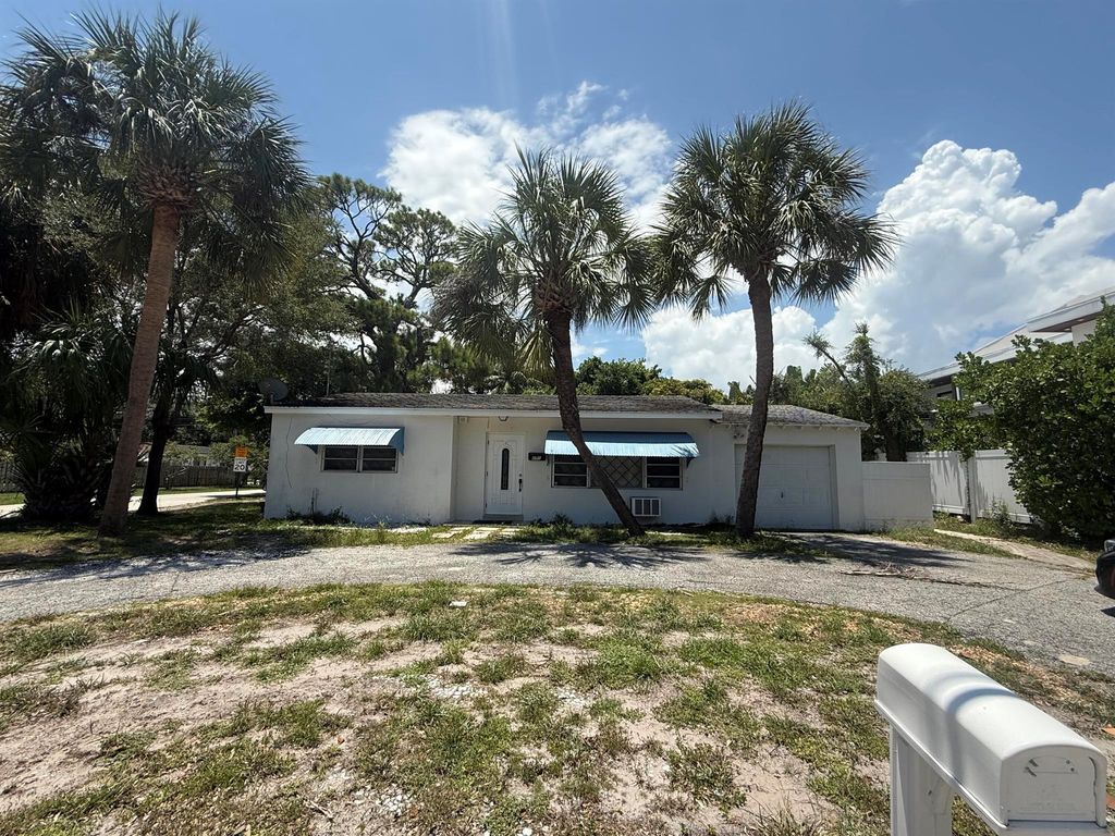 Photo of 601 NW 2nd Avenue, Boca Raton, FL 33432 (MLS # R11111321)