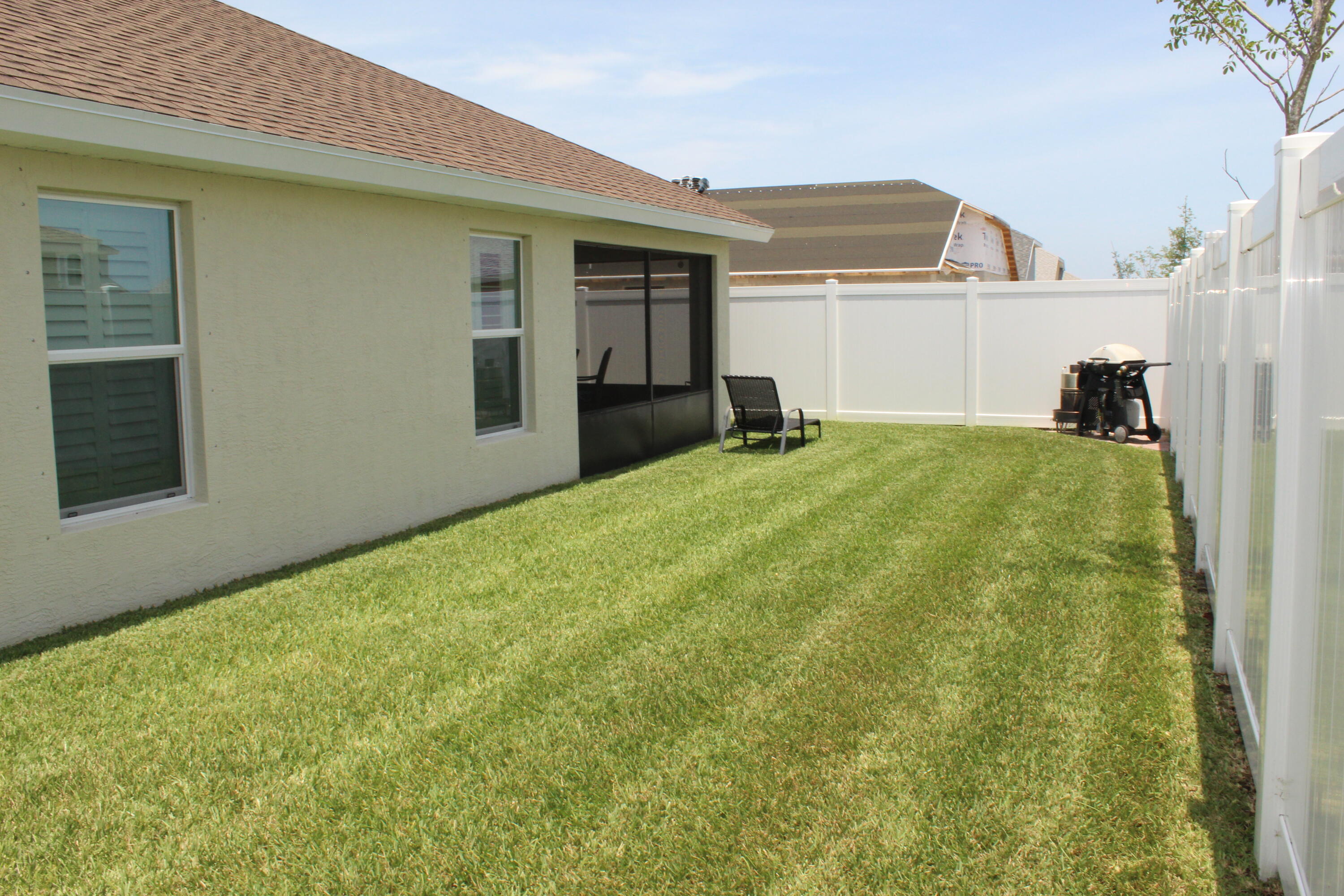 Palm Breeze Club - Residential