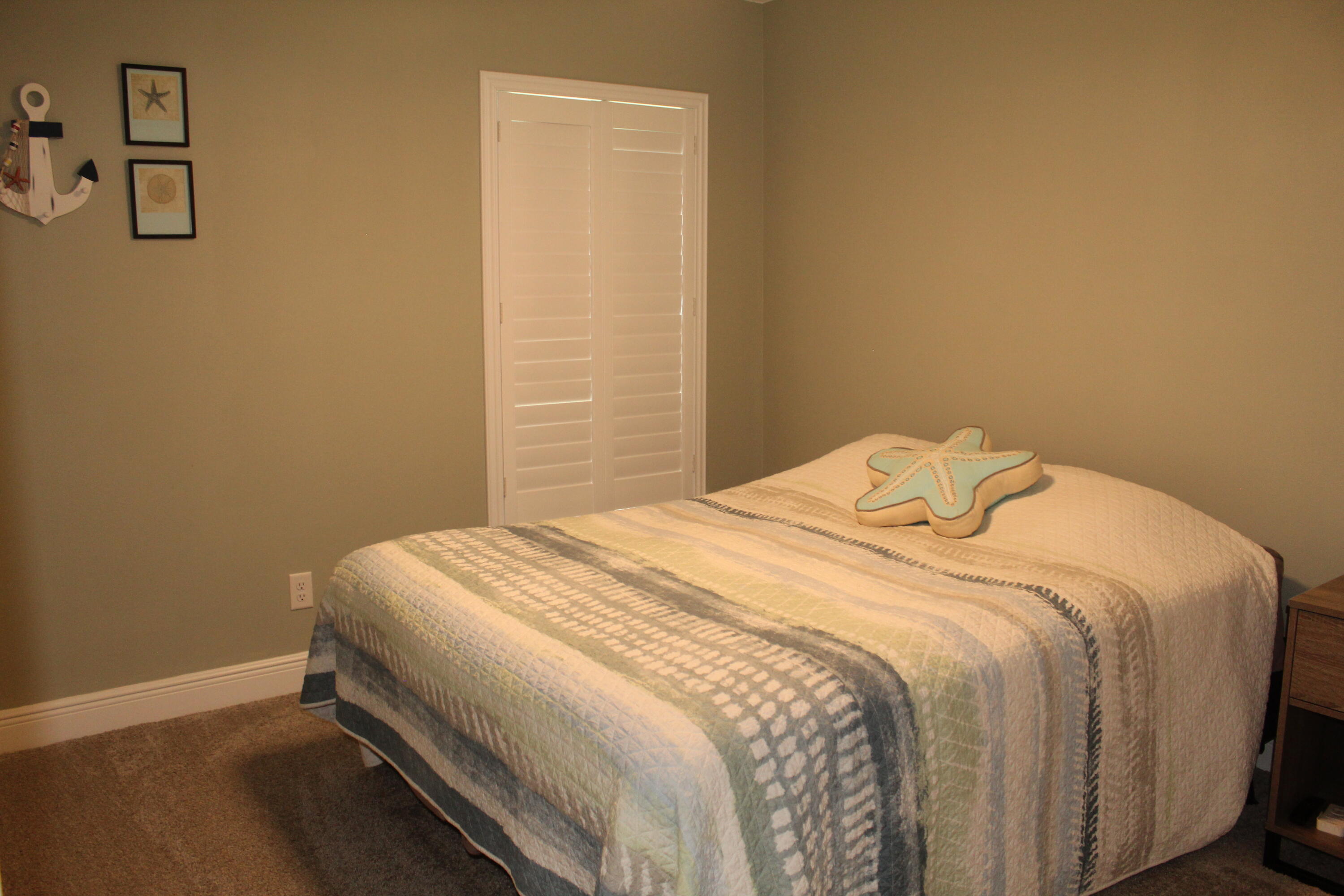 Palm Breeze Club - Residential