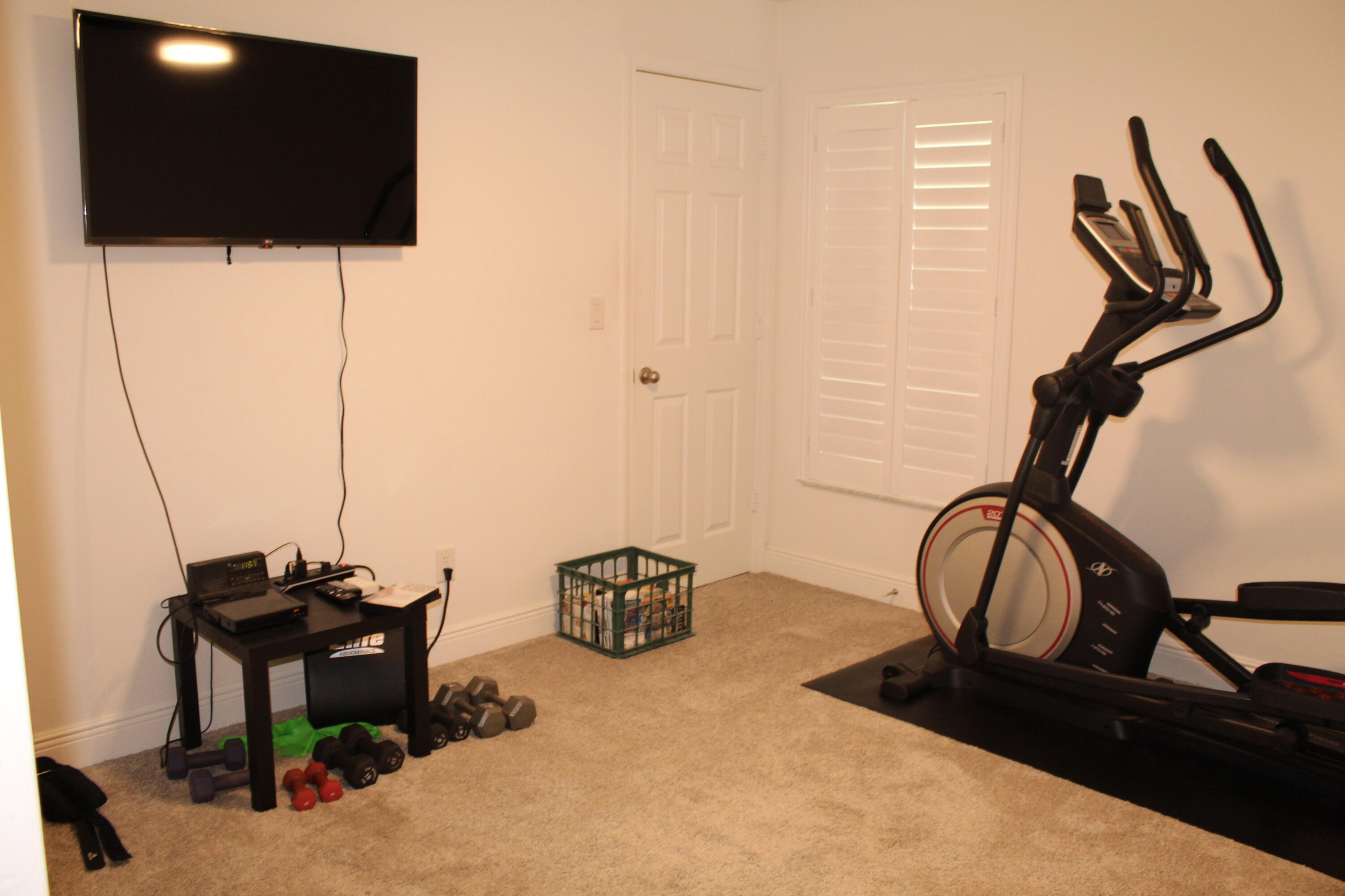 Palm Breeze Club - Residential