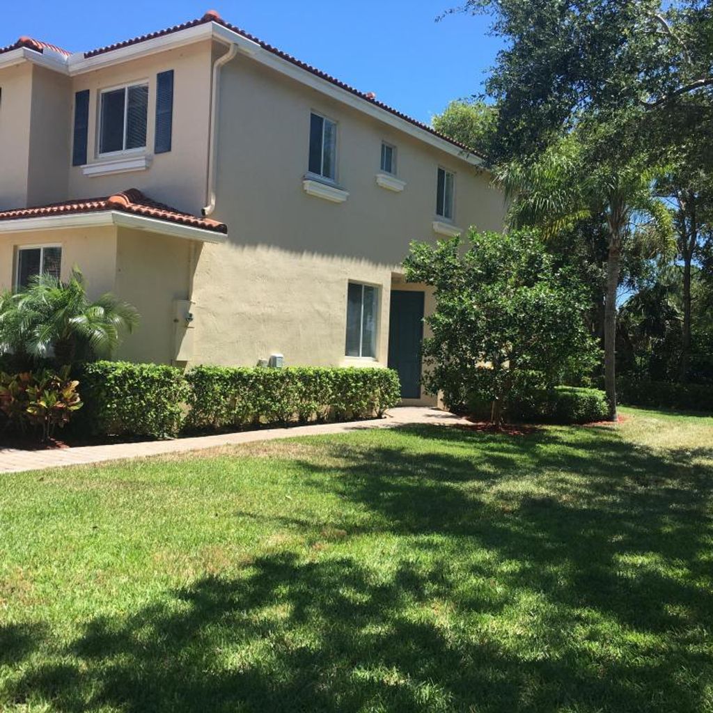 Photo of 3092 N Evergreen Circle #3092, Boynton Beach, FL 33426 (MLS # R10941056)