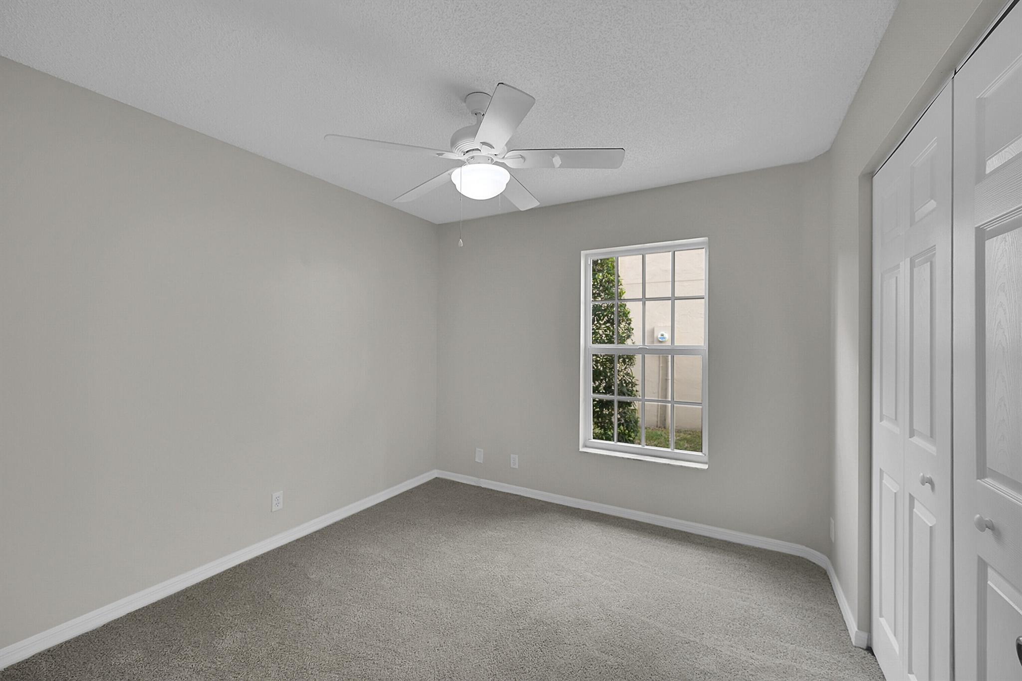 HILLSBORO COUNTRY CLUB PL - Residential