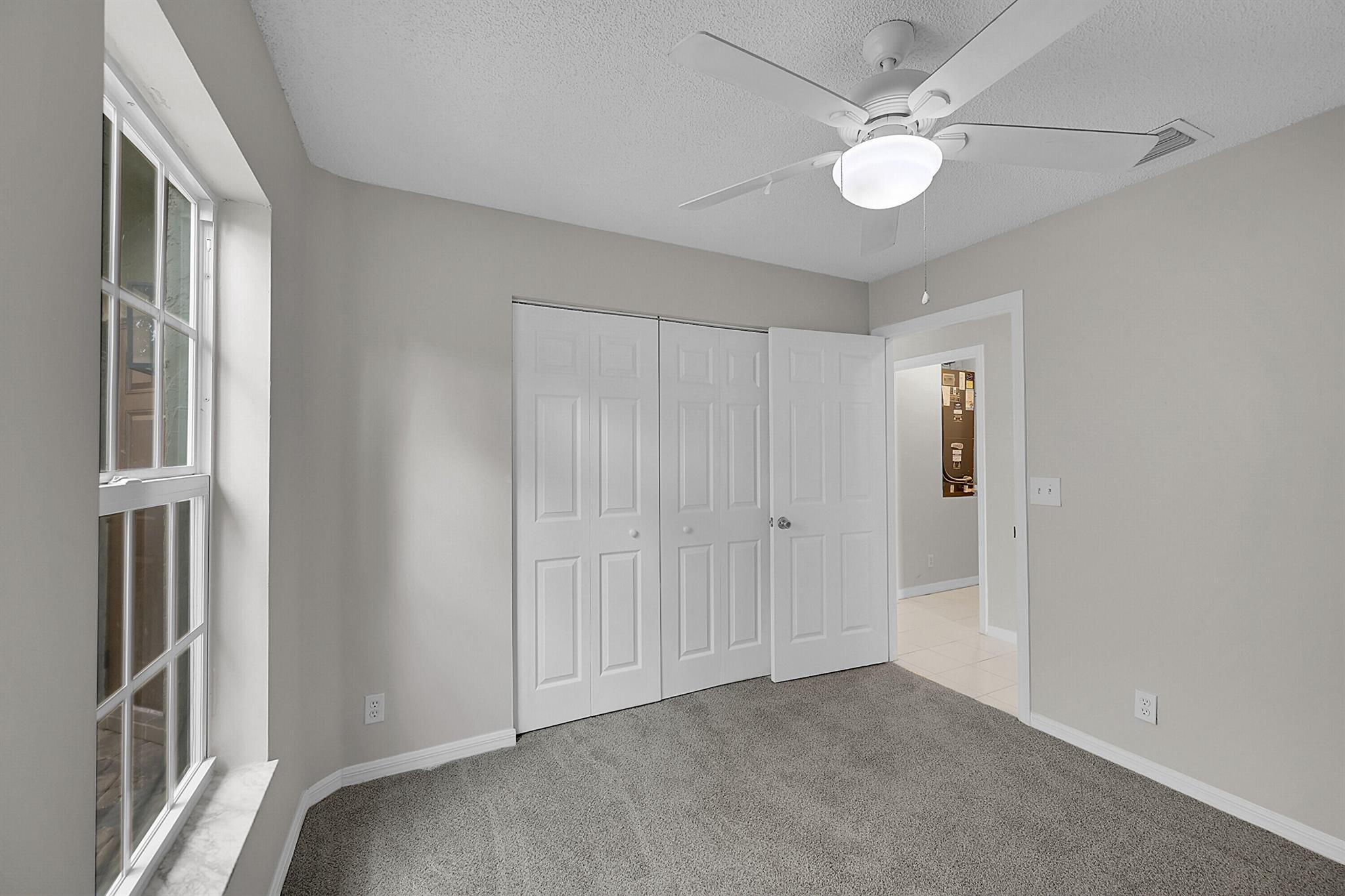 HILLSBORO COUNTRY CLUB PL - Residential