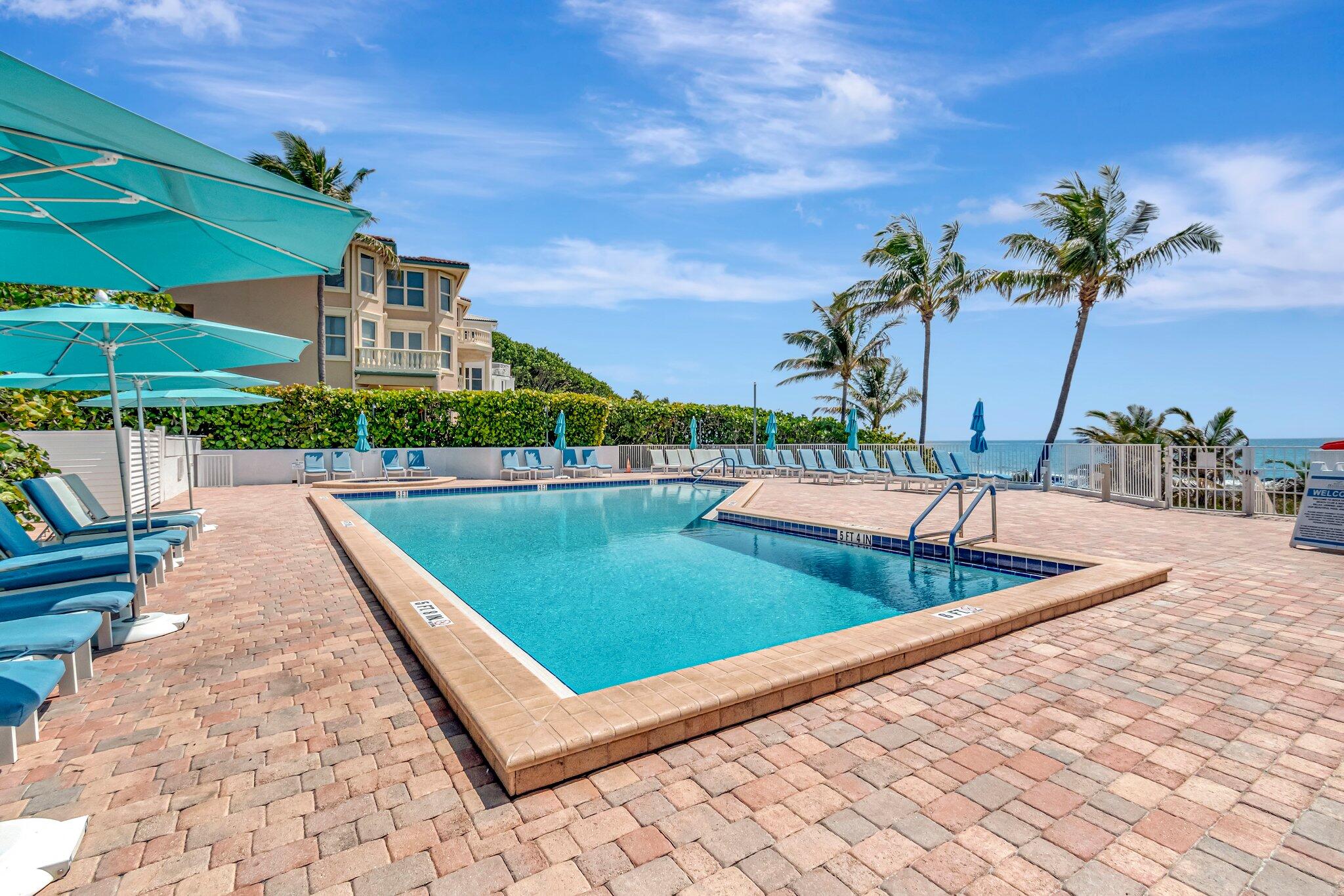 BRAEMAR ISLE CONDO - Residential