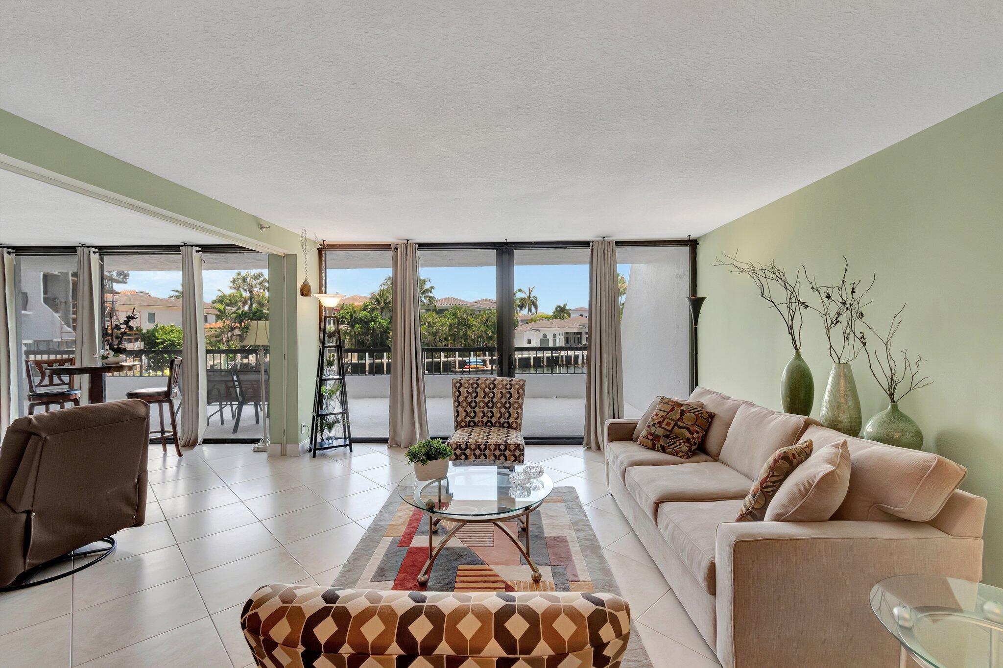 BRAEMAR ISLE CONDO - Residential