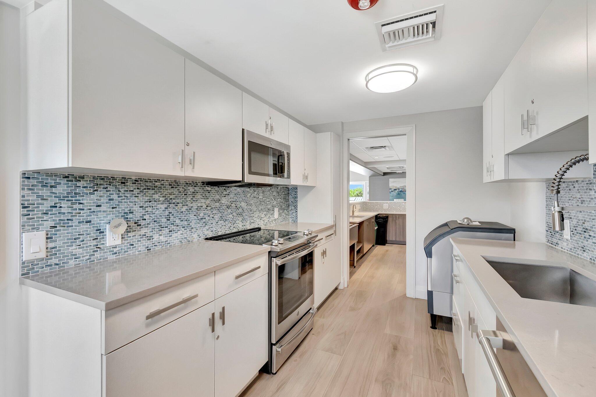 BRAEMAR ISLE CONDO - Residential