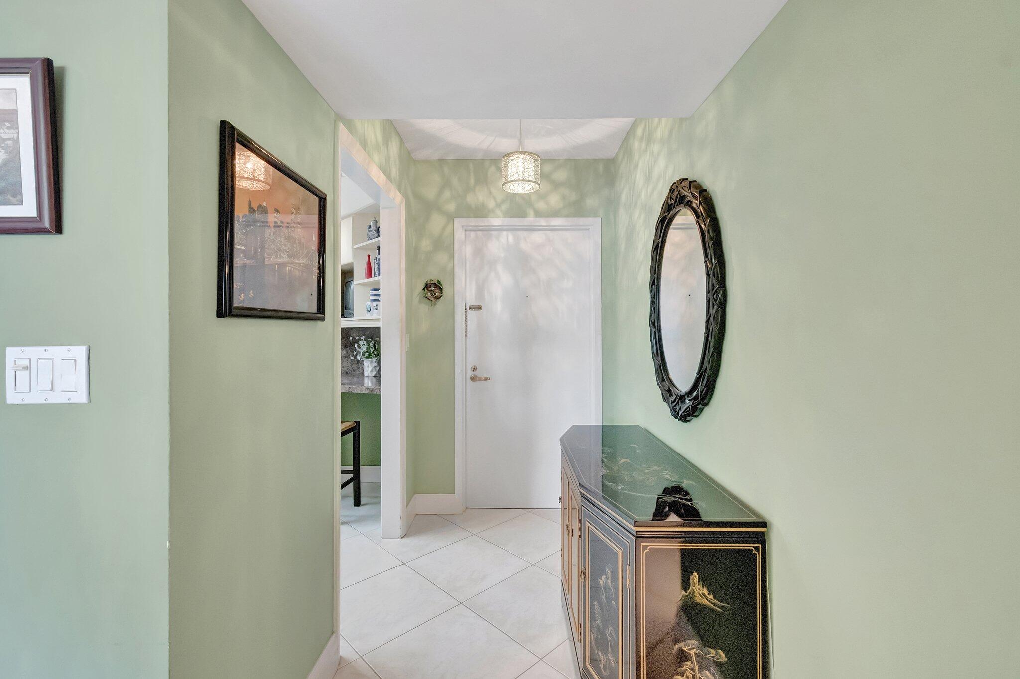 BRAEMAR ISLE CONDO - Residential