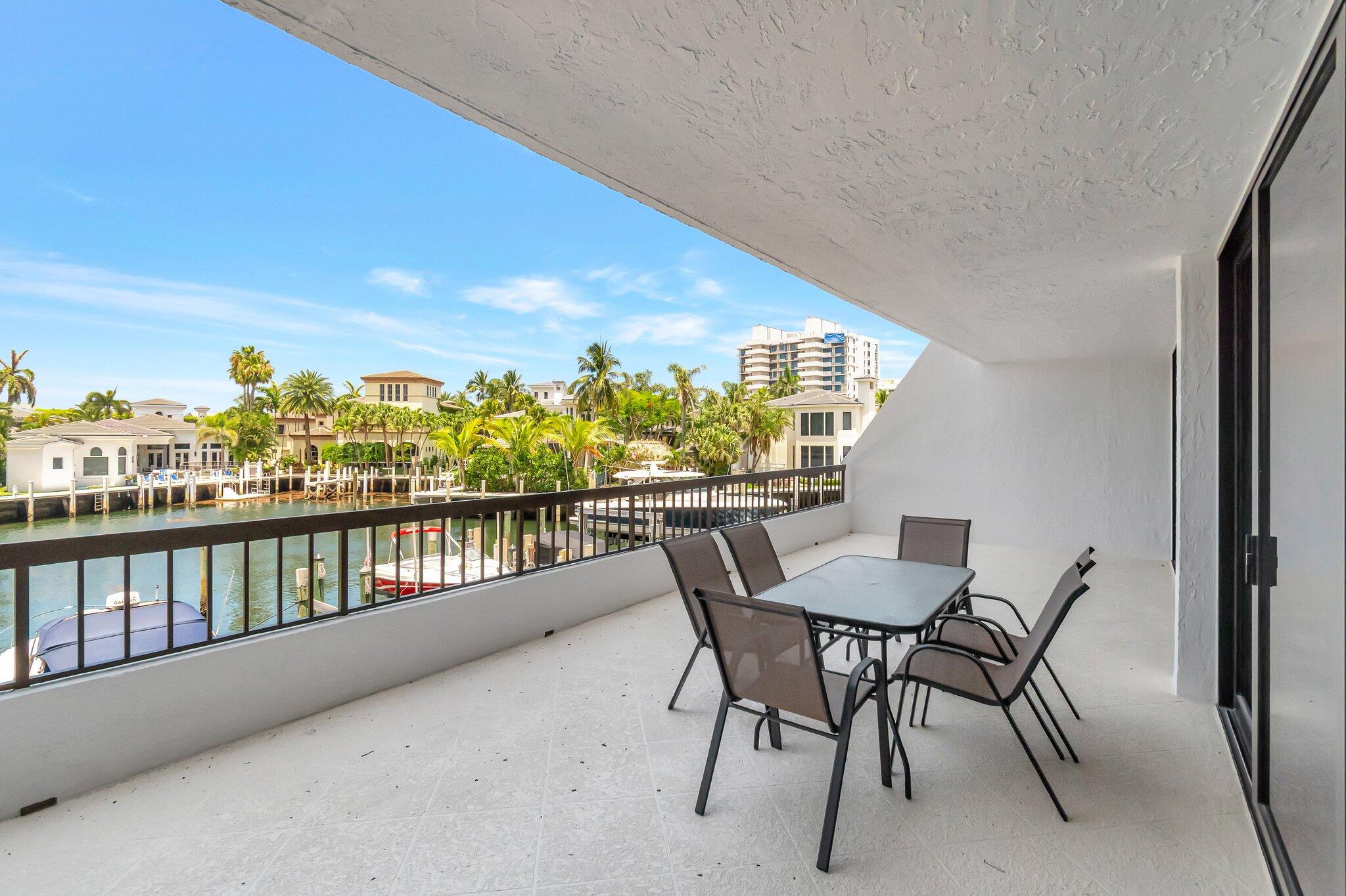 BRAEMAR ISLE CONDO - Residential