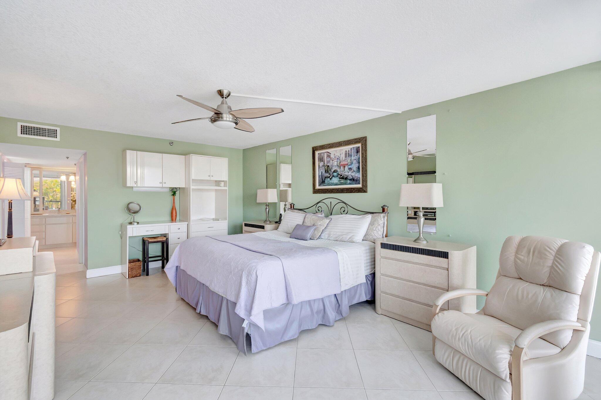 BRAEMAR ISLE CONDO - Residential