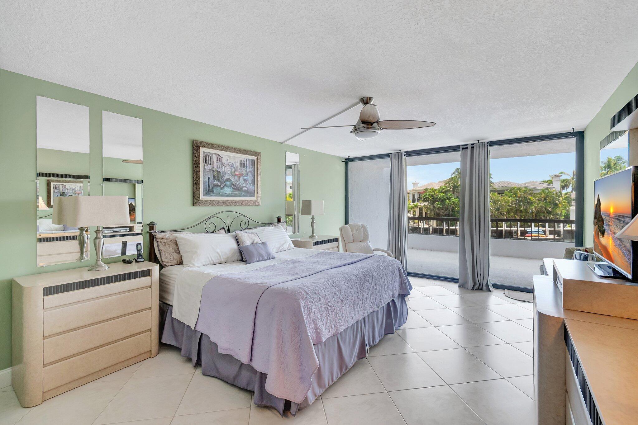 BRAEMAR ISLE CONDO - Residential