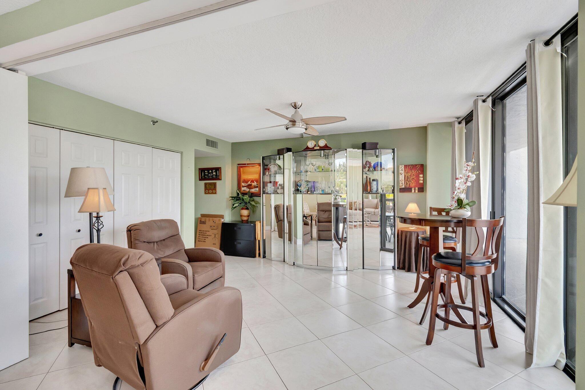 BRAEMAR ISLE CONDO - Residential