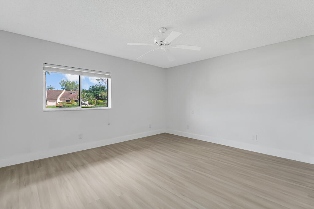 FOUNTAINS OF PALM BEACH CONDO 8 - Residential