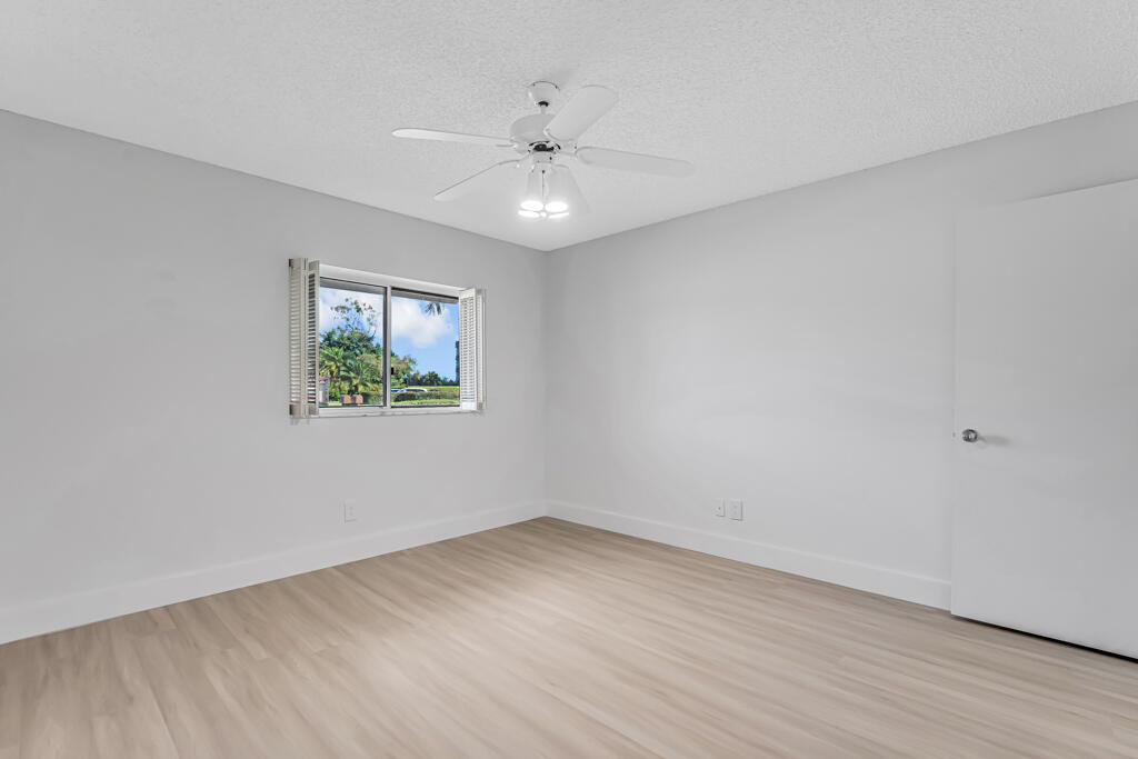 FOUNTAINS OF PALM BEACH CONDO 8 - Residential