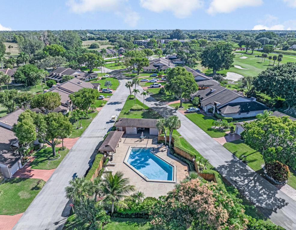 FOUNTAINS OF PALM BEACH CONDO 8 - Residential