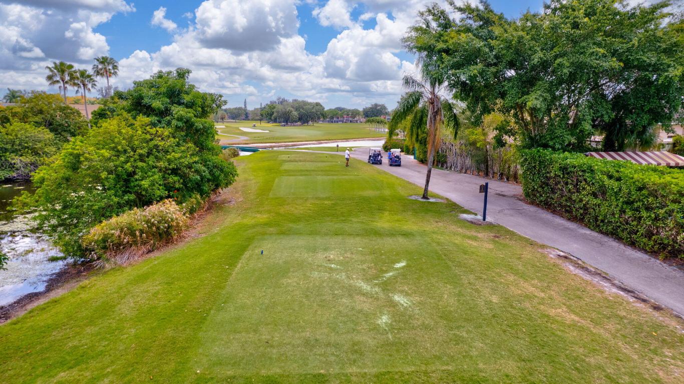 FOUNTAINS OF PALM BEACH CONDO 8 - Residential