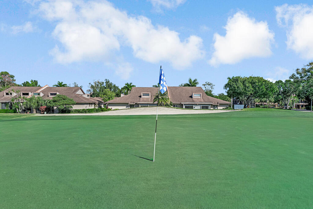 FOUNTAINS OF PALM BEACH CONDO 8 - Residential